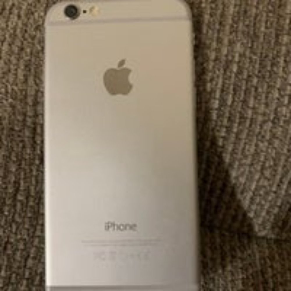 Iphone 6 - Picture 2 of 3